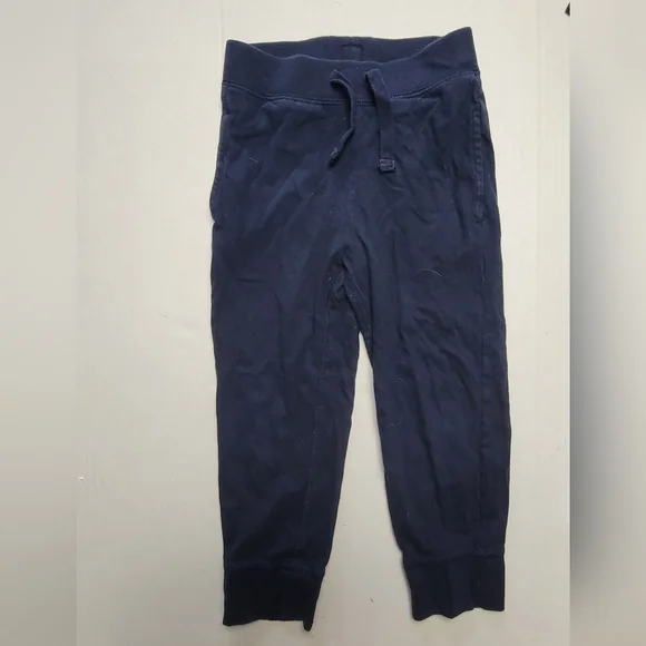 Bundle of Girl's Size 4 / 4t Clothing - Picture 10 of 12